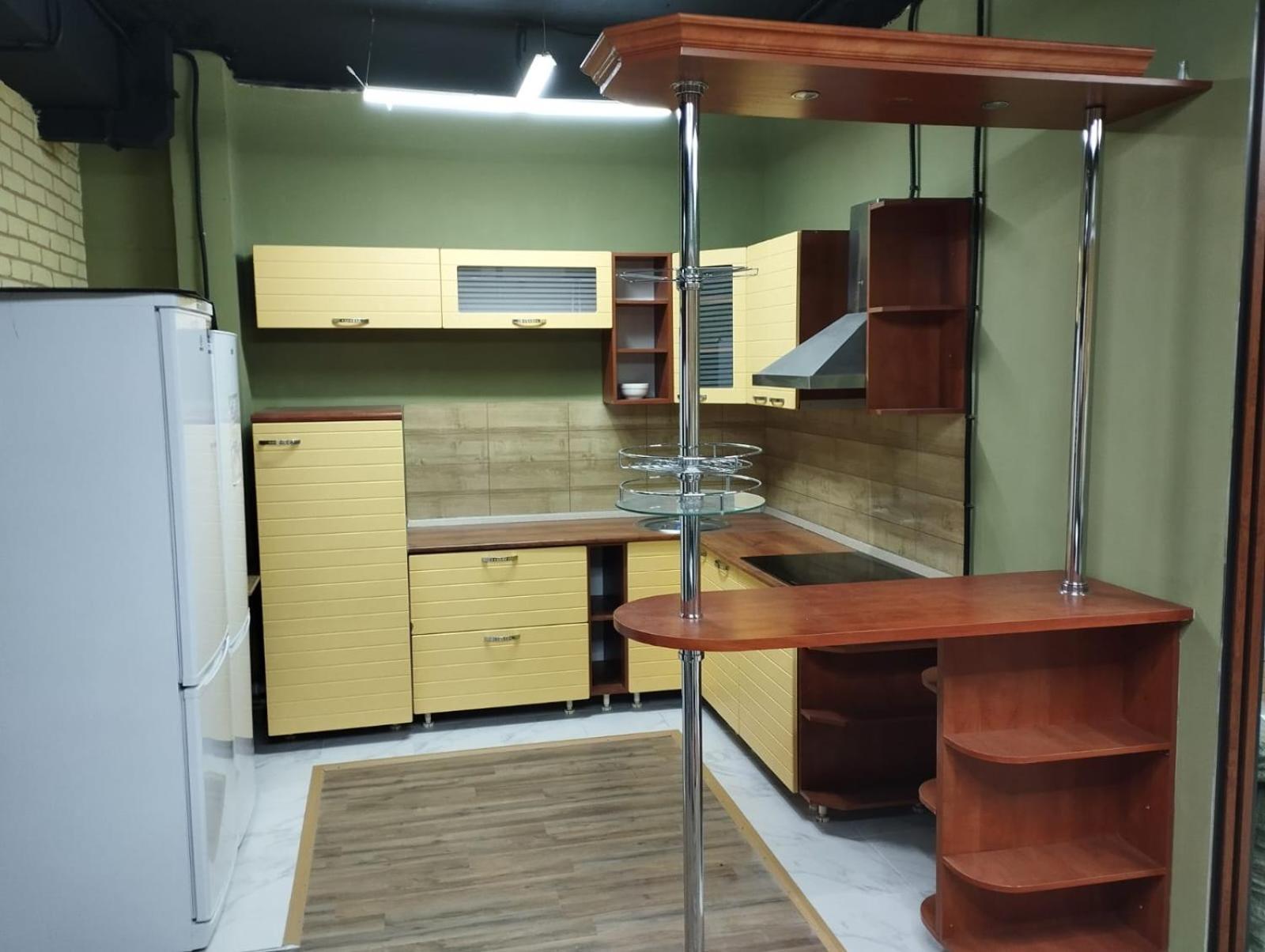 Hostel Kochevnik Capsule Hotel Алма Ата Екстериор снимка
