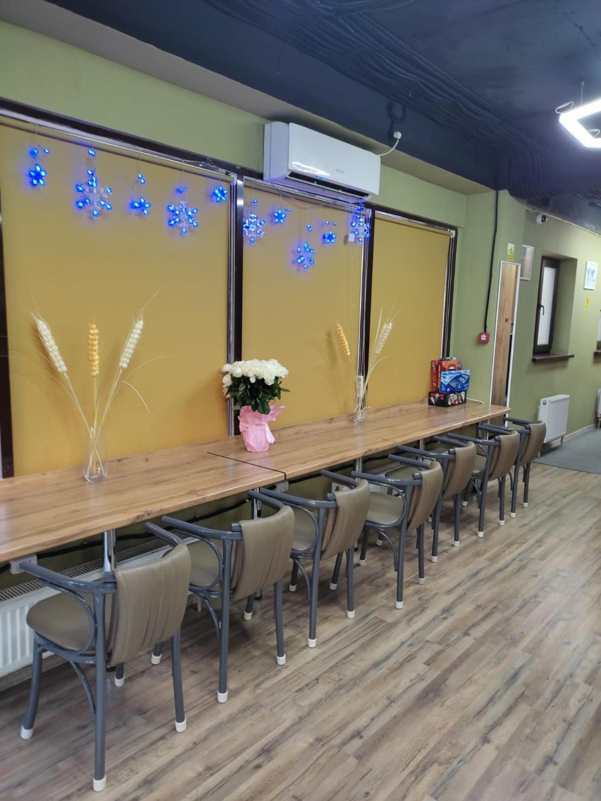Hostel Kochevnik Capsule Hotel Алма Ата Екстериор снимка