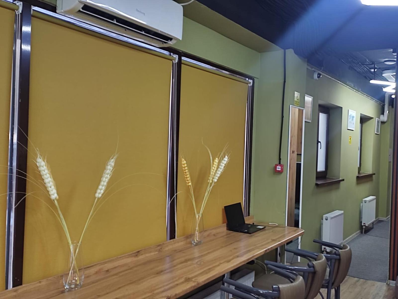 Hostel Kochevnik Capsule Hotel Алма Ата Екстериор снимка